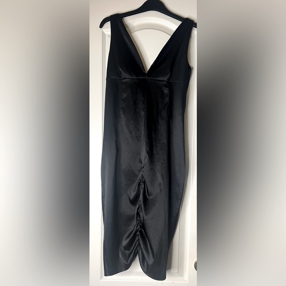 Dolce & Gabbana Satin Ruched Dress 
#treatyoself - Picture 3 of 11